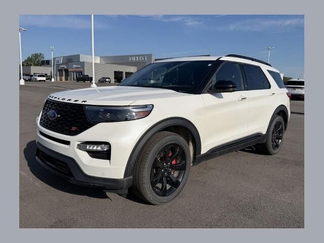 2020 Ford Explorer ST — photo 1 of 13
