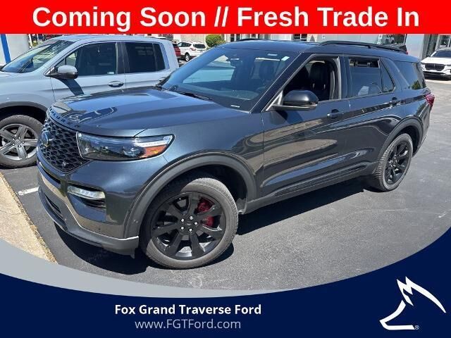 2022 Ford Explorer ST — photo 1 of 2