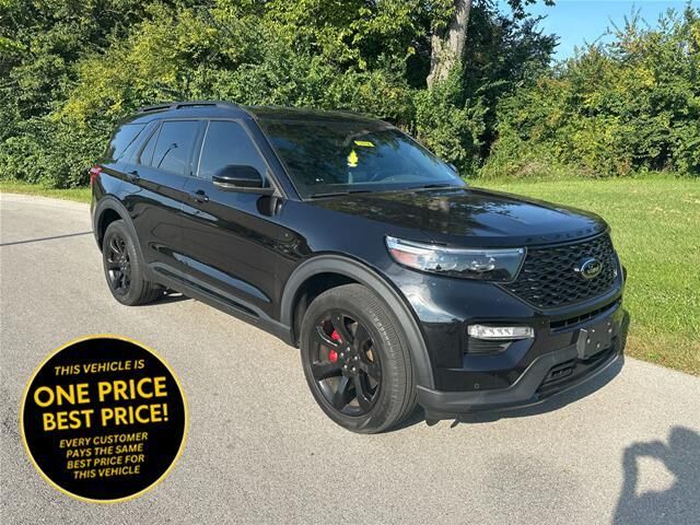 2022 Ford Explorer ST — photo 1 of 13