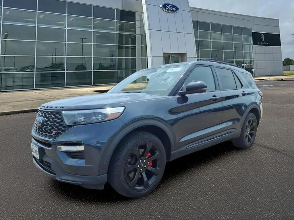 2023 Ford Explorer ST — photo 1 of 13