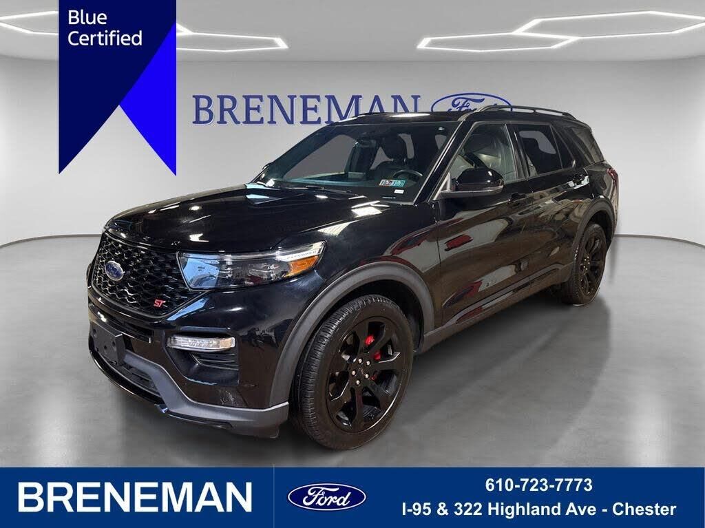 2023 Ford Explorer ST — photo 1 of 2