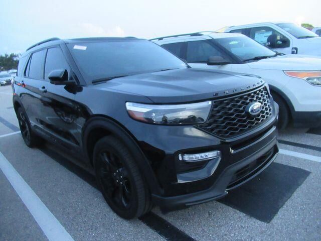 2023 Ford Explorer ST — photo 1 of 26