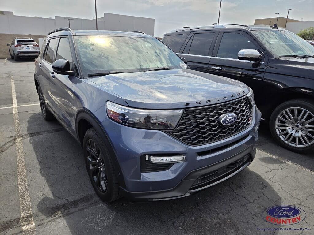 2021 Ford Explorer ST — photo 1 of 1
