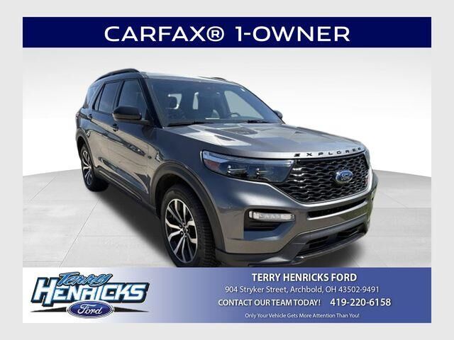 2023 Ford Explorer ST — photo 1 of 12