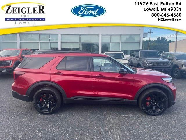 2023 Ford Explorer ST — photo 1 of 26