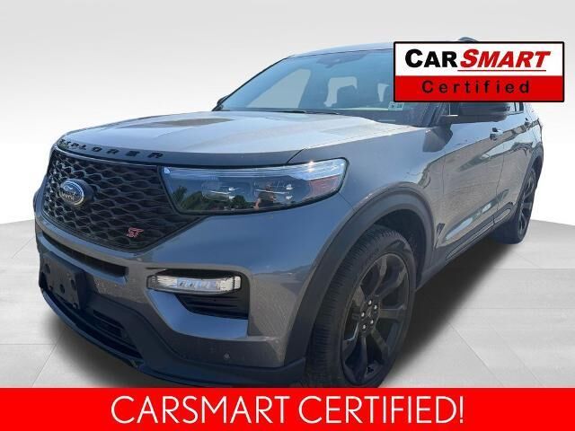 2023 Ford Explorer ST — photo 1 of 13