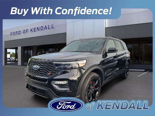 2023 Ford Explorer ST — photo 1 of 39
