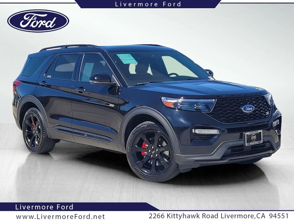 2023 Ford Explorer ST — photo 1 of 2