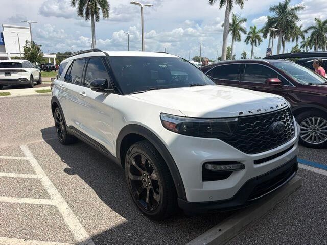 2020 Ford Explorer ST — photo 1 of 26