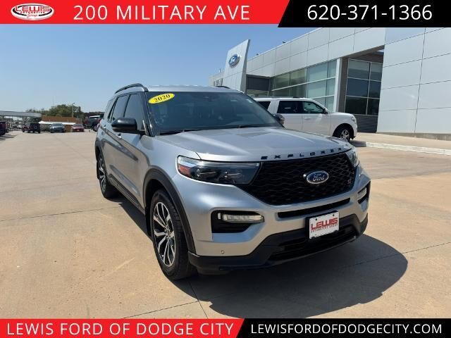 2020 Ford Explorer ST — photo 1 of 13