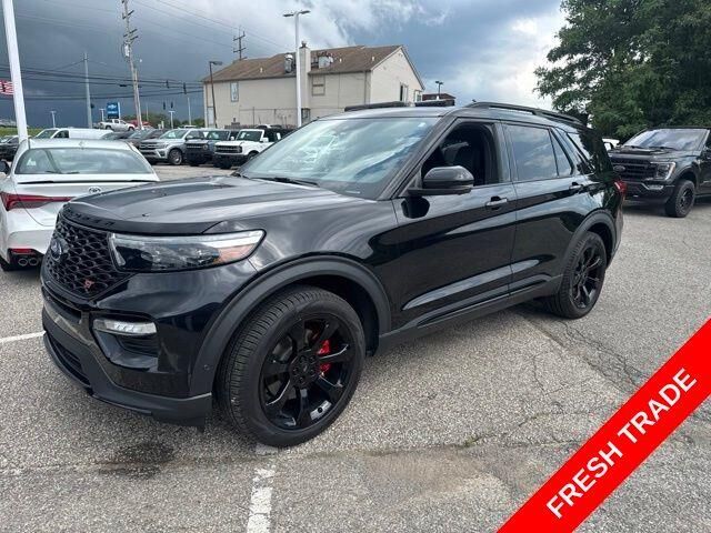 2021 Ford Explorer ST — photo 1 of 13