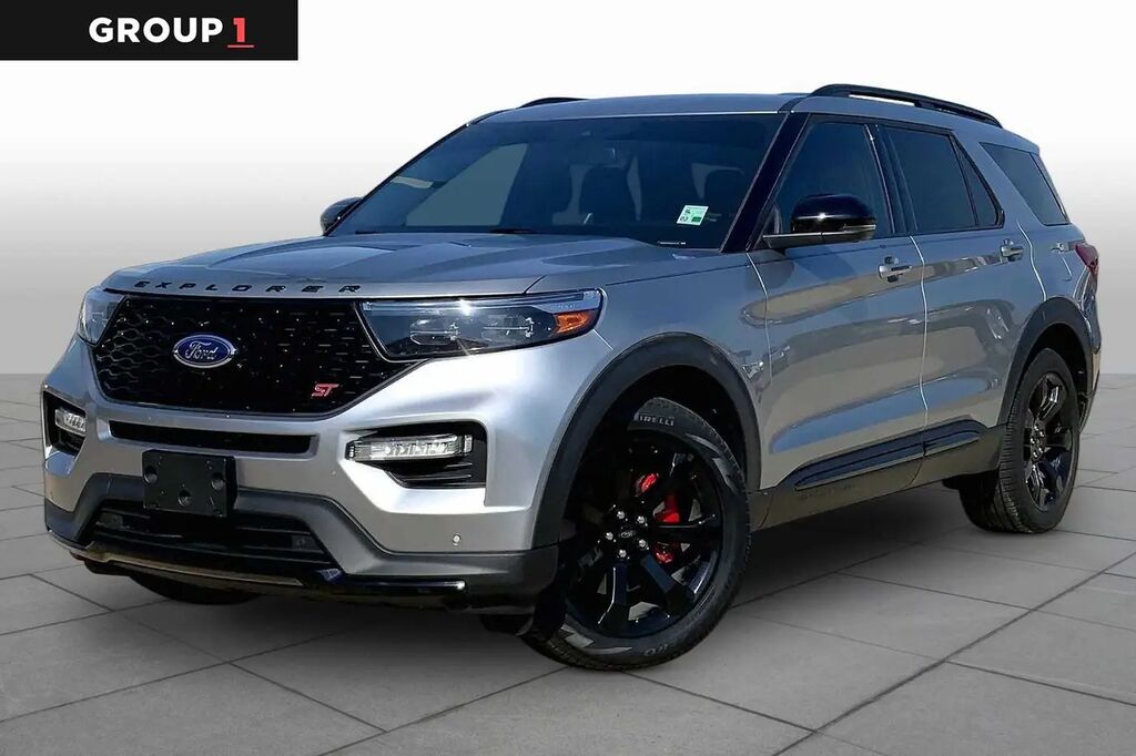 2023 Ford Explorer ST — photo 1 of 25