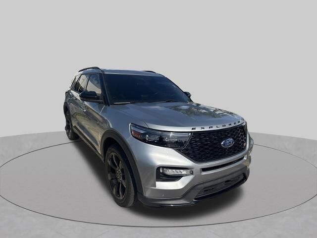 2023 Ford Explorer ST — photo 1 of 39