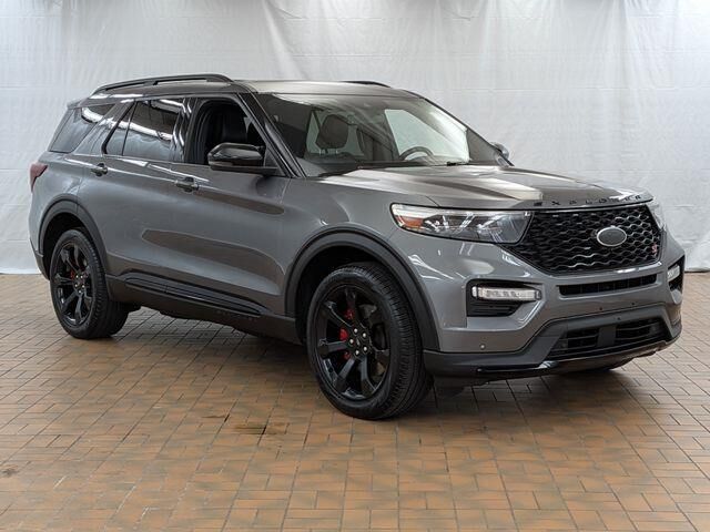 2023 Ford Explorer ST — photo 1 of 26