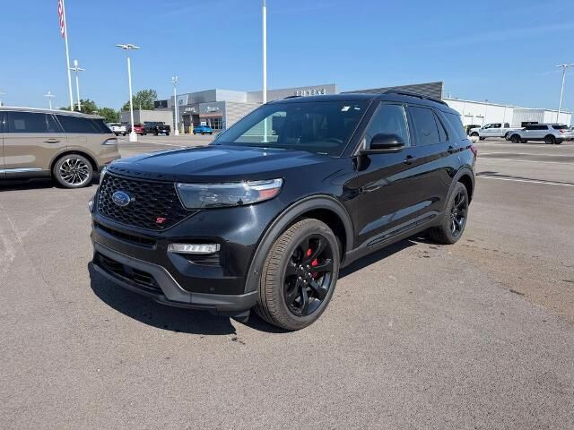 2020 Ford Explorer ST — photo 1 of 26
