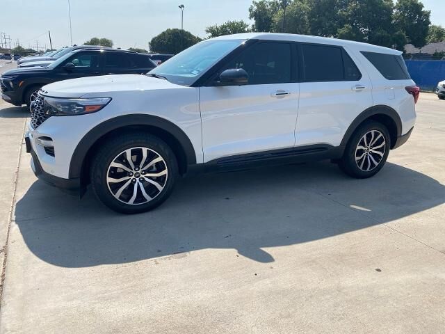 2021 Ford Explorer ST — photo 1 of 24