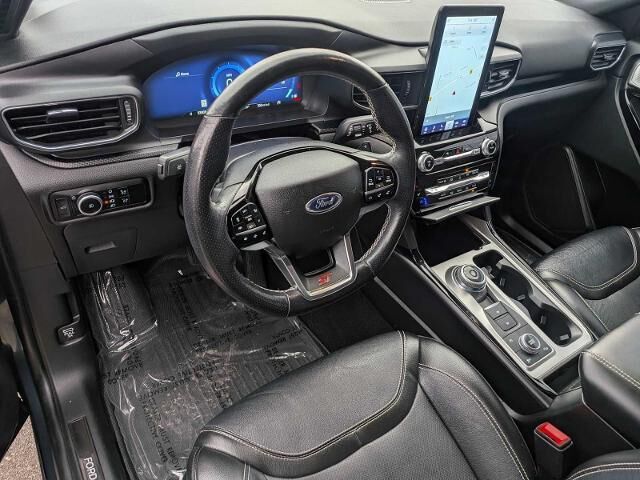2023 Ford Explorer ST — photo 1 of 26