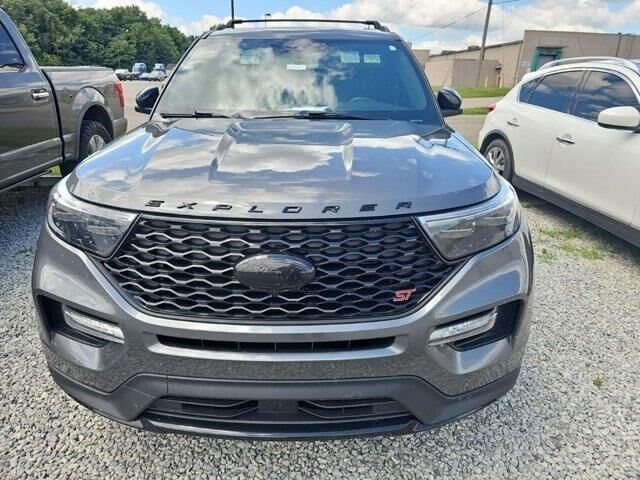 2023 Ford Explorer ST — photo 1 of 20
