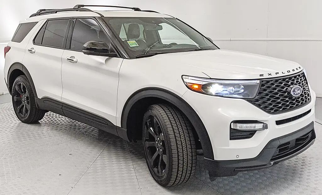 2023 Ford Explorer ST — photo 1 of 13
