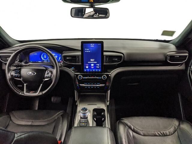 2023 Ford Explorer ST — photo 1 of 26