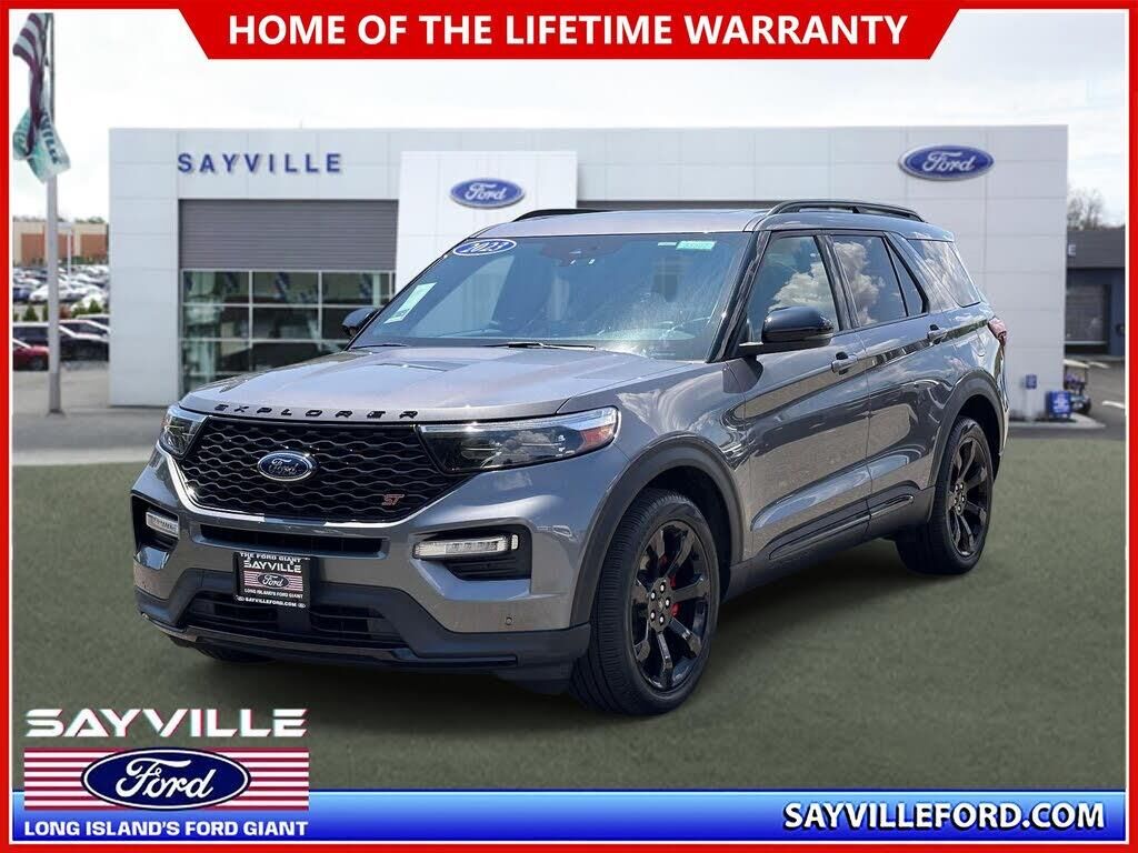 2023 Ford Explorer ST — photo 1 of 27