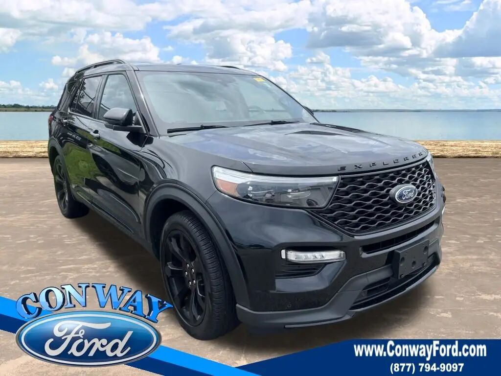 2024 Ford Explorer ST — photo 1 of 18