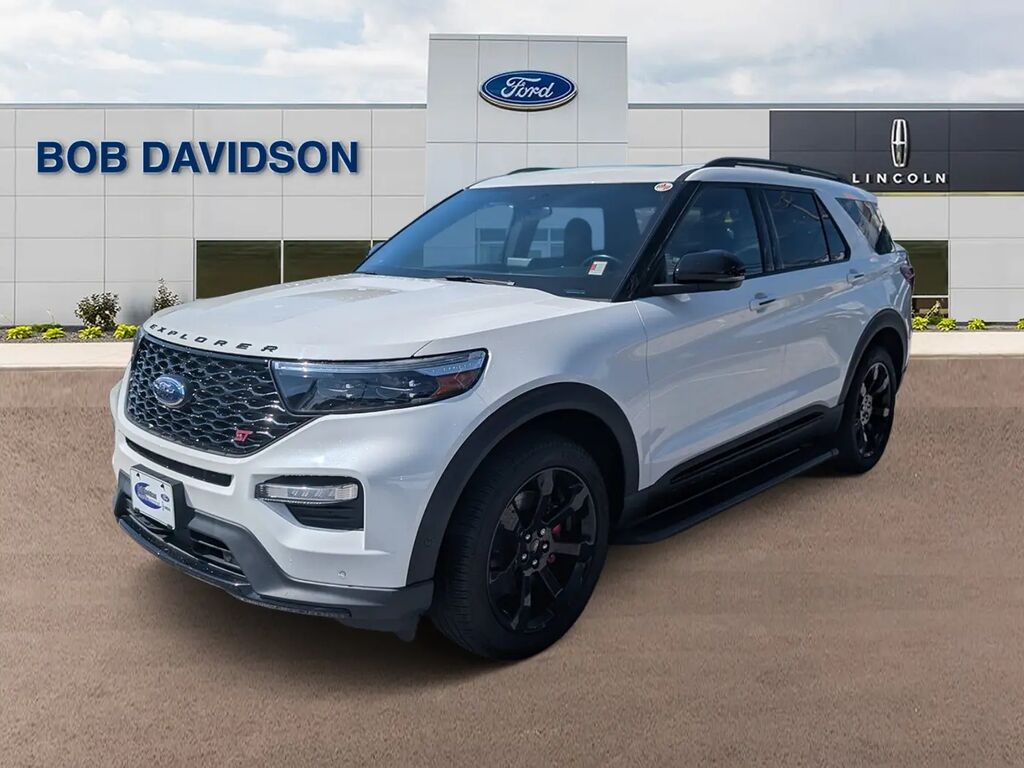 2021 Ford Explorer ST — photo 1 of 14