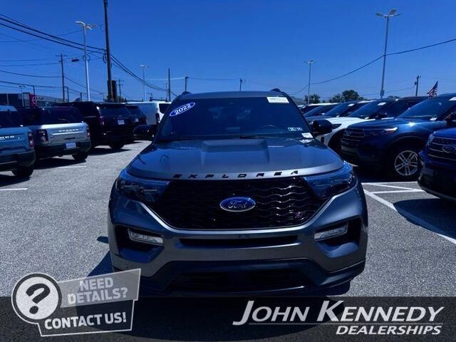 2022 Ford Explorer ST — photo 1 of 13