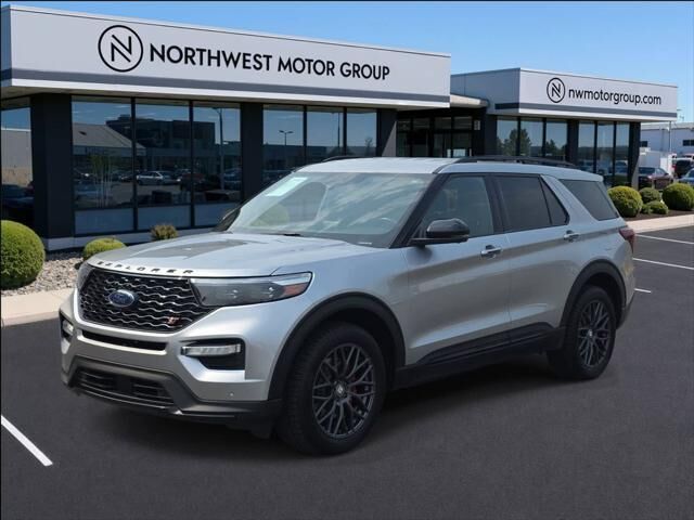 2022 Ford Explorer ST — photo 1 of 57
