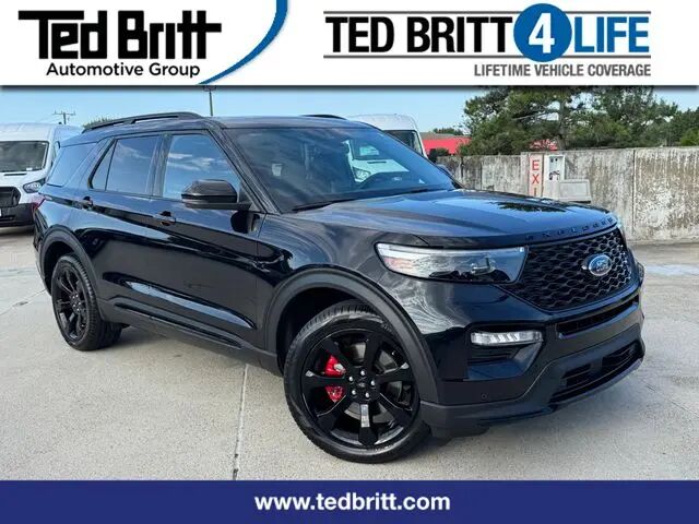 2024 Ford Explorer ST — photo 1 of 13
