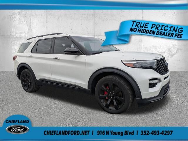 2022 Ford Explorer ST — photo 1 of 26
