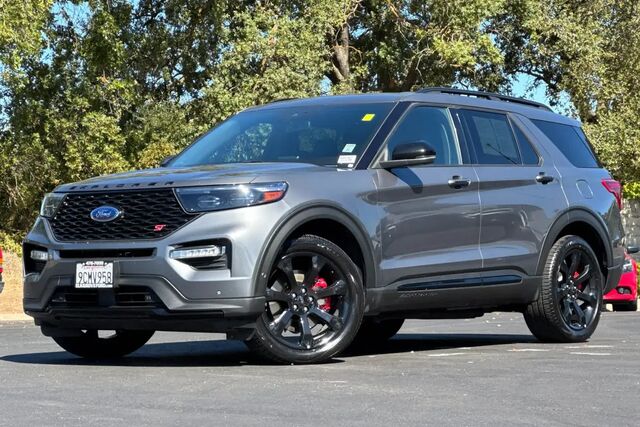 2022 Ford Explorer ST