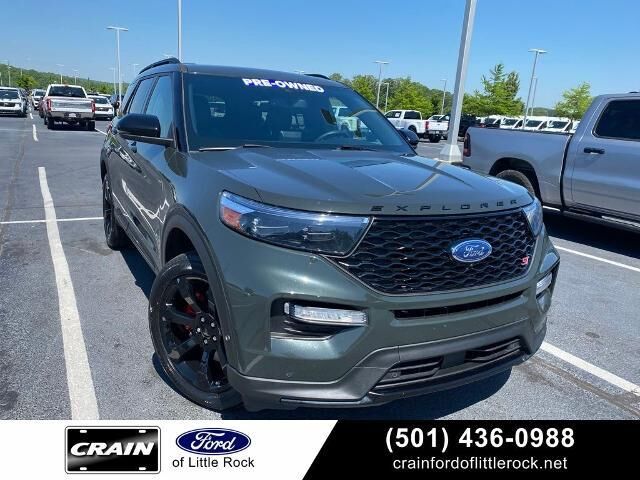 2023 Ford Explorer ST — photo 1 of 7