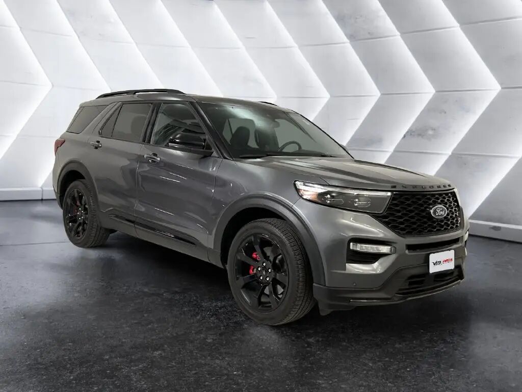 2024 Ford Explorer ST — photo 1 of 13