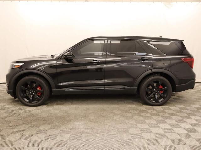 2022 Ford Explorer ST — photo 1 of 13