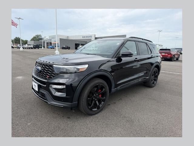 2023 Ford Explorer ST — photo 1 of 27
