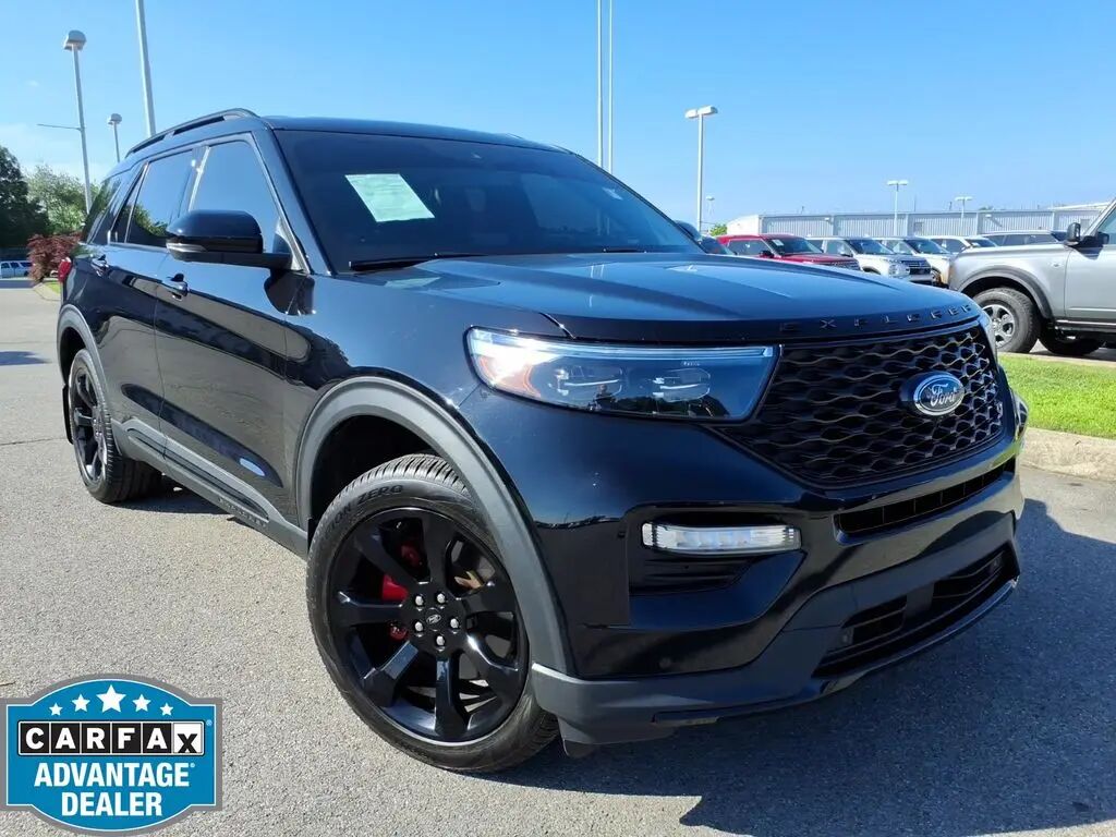 2023 Ford Explorer ST — photo 1 of 13
