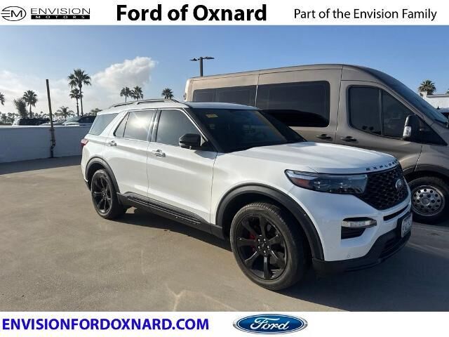 2023 Ford Explorer ST — photo 1 of 3