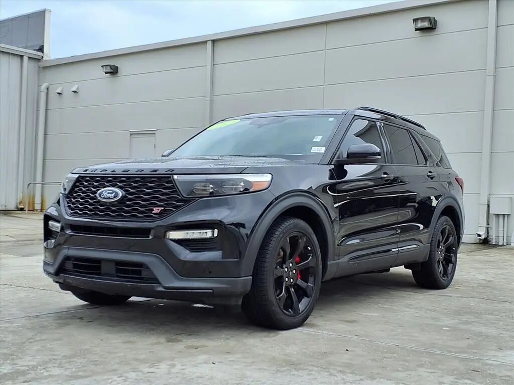 2023 Ford Explorer ST — photo 1 of 5