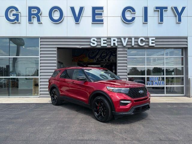 2024 Ford Explorer ST — photo 1 of 26