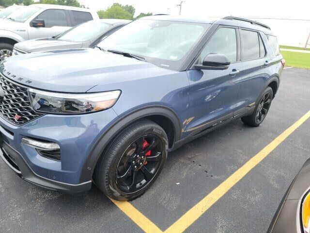 2021 Ford Explorer ST — photo 1 of 26