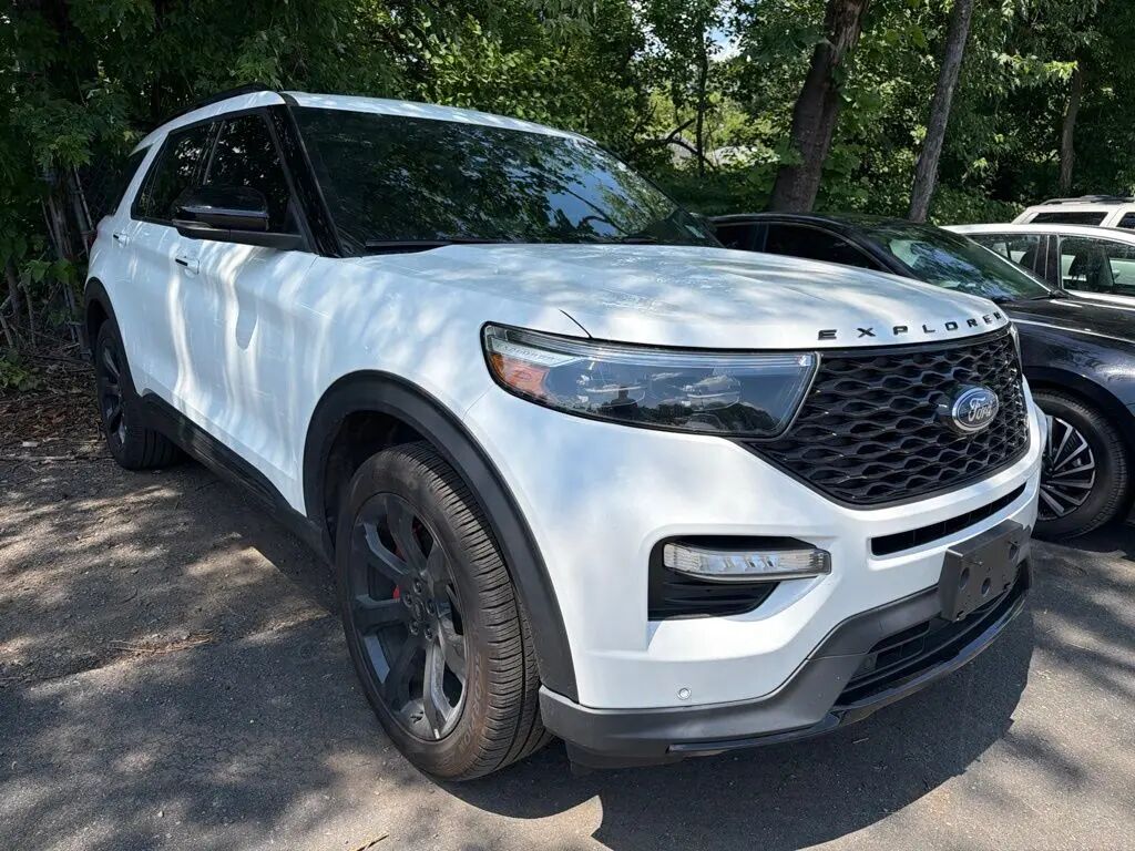 2023 Ford Explorer ST — photo 1 of 24