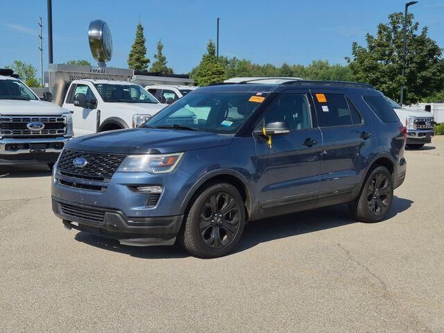 2019 Ford Explorer Sport — photo 1 of 33