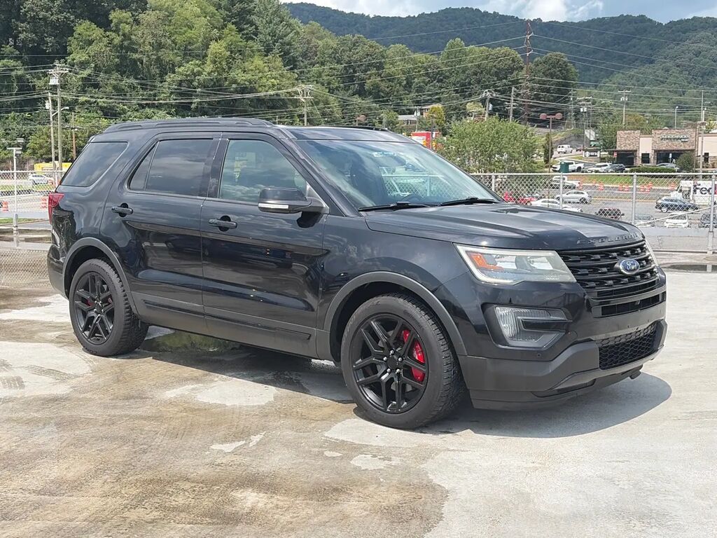 2016 Ford Explorer Sport — photo 1 of 14