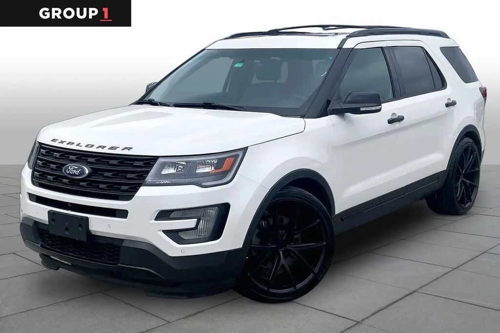 2016 Ford Explorer Sport — photo 1 of 12