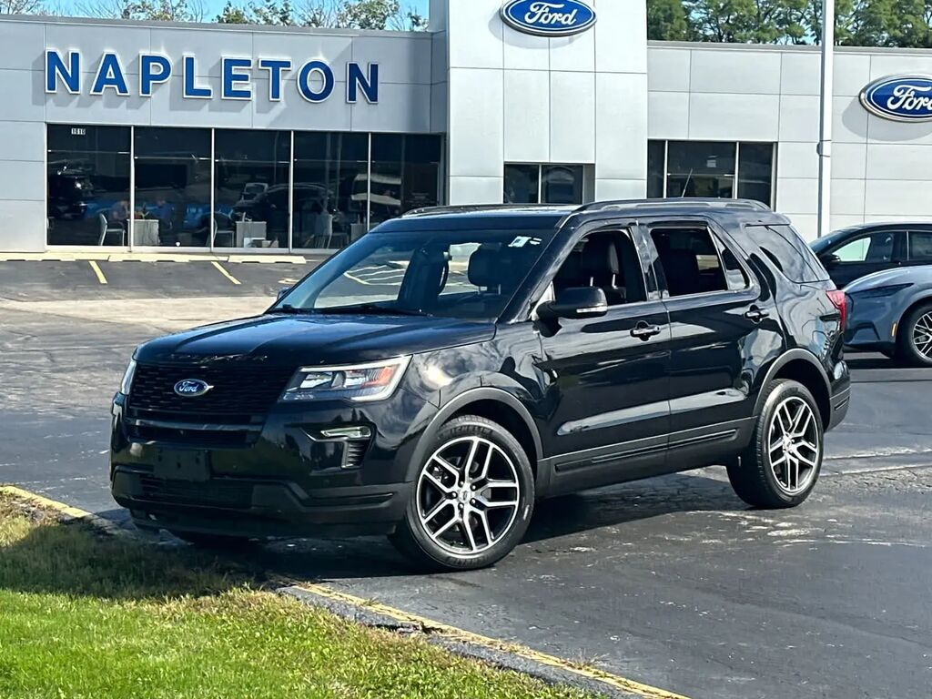 2019 Ford Explorer Sport — photo 1 of 13