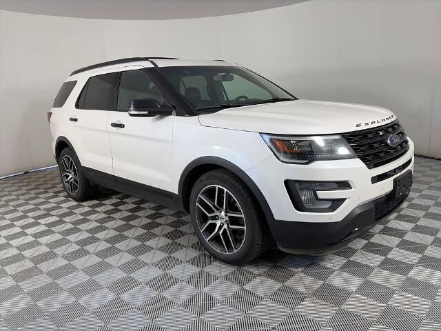 2016 Ford Explorer Sport — photo 1 of 26