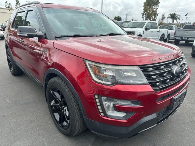 2017 Ford Explorer Sport — photo 1 of 30