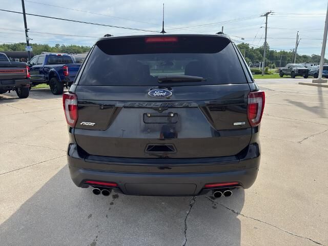 2018 Ford Explorer Sport — photo 1 of 6