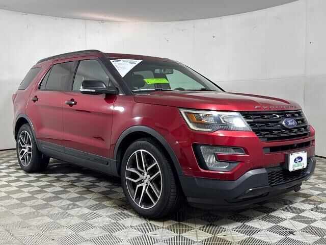 2017 Ford Explorer Sport — photo 1 of 26